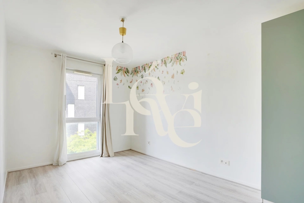 Appartement familial – 3 pièces – 68,20 m² + balcon – Ivry-sur-Seine