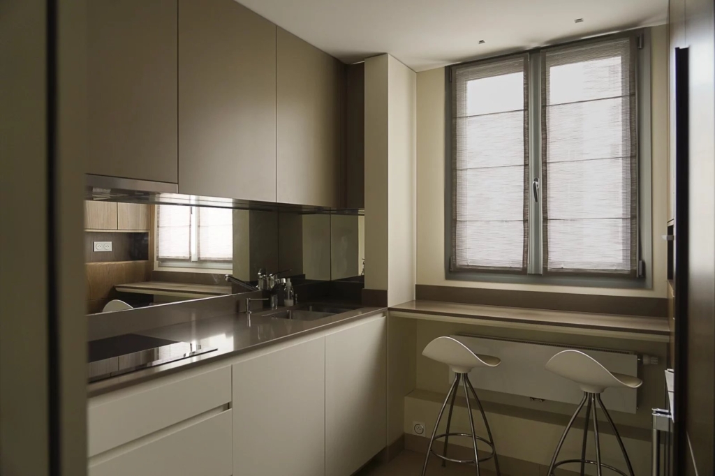 Appartement 4 pièces –  Paris 15ème