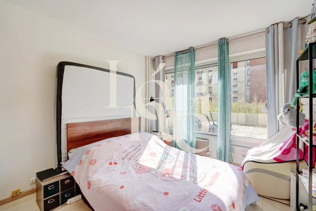 APPARTEMENT – 2 PIÈCES AVEC TERRASSE EXCEPTIONNELLE DE 106 M² – 49,30 m² LOI CARREZ