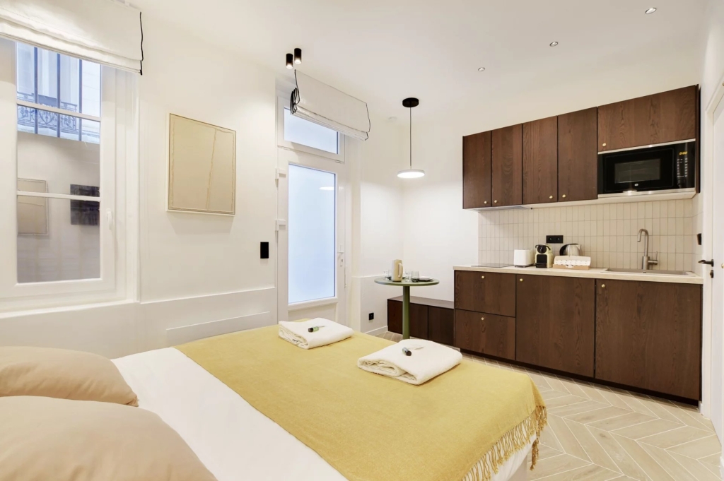 LOCATION SAISONNIÈRE – PARIS 11 – 2 personnes