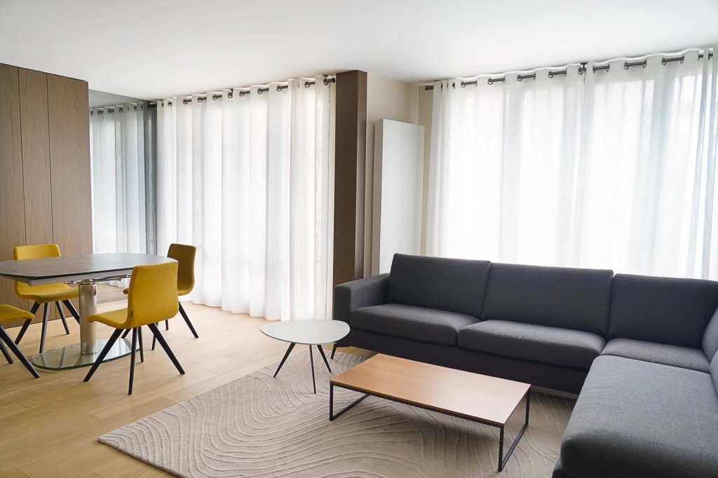 Appartement 4 pièces –  Paris 15ème