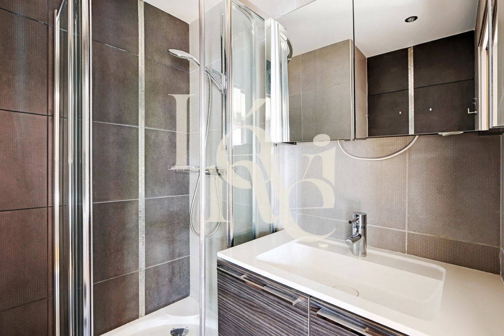 Rez de jardin – 6 pièces – 130m2 – centre ville – Charenton le Pont