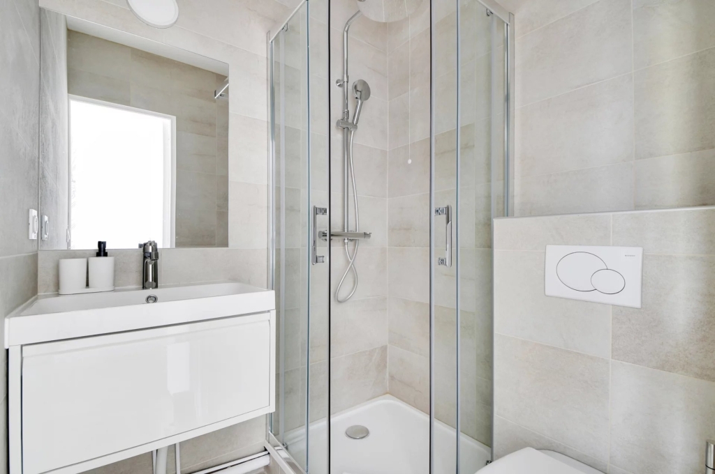 APPARTEMENT – SAINT OUEN – 2 PERSONNES