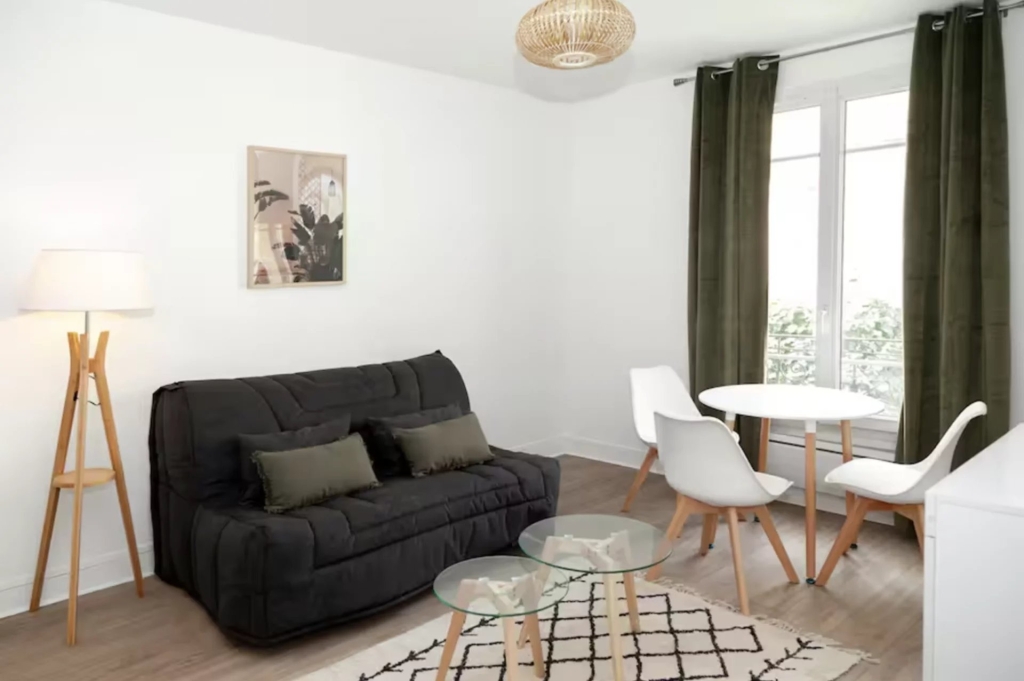 APPARTEMENT – SAINT OUEN – 2 PERSONNES