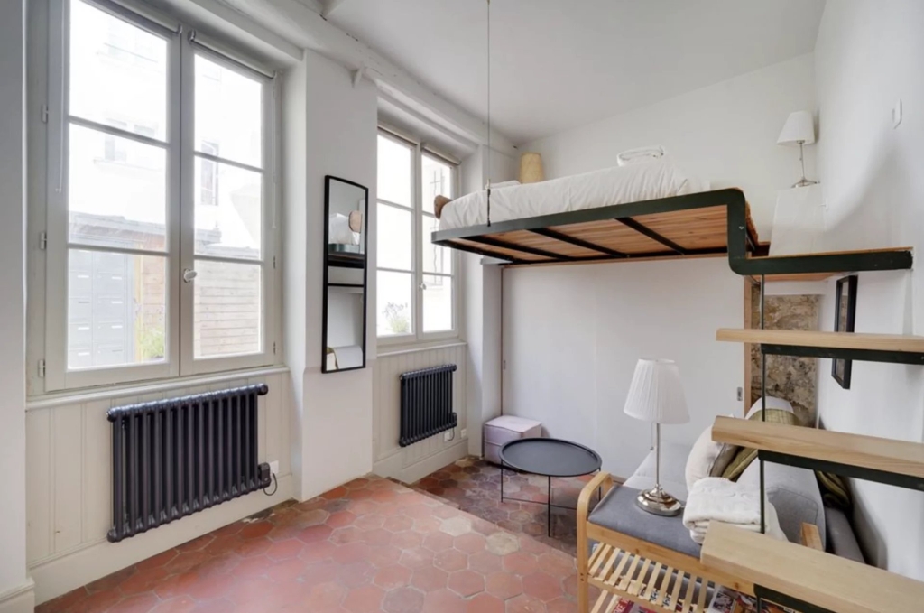 LOCATION SAISONNIÈRE – PARIS 5 – 4 PERSONNES