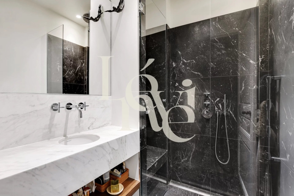 Appartement – 5 pièces – 172m2