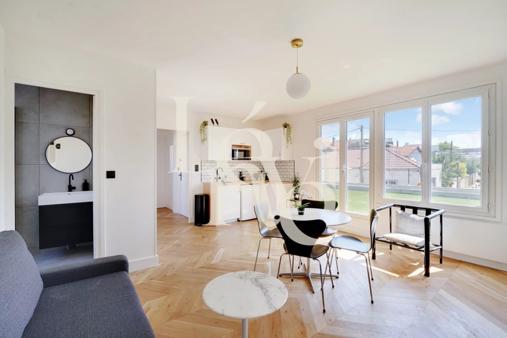 3 pièces avec terrasse / 64m2 – Villiers Barbusse