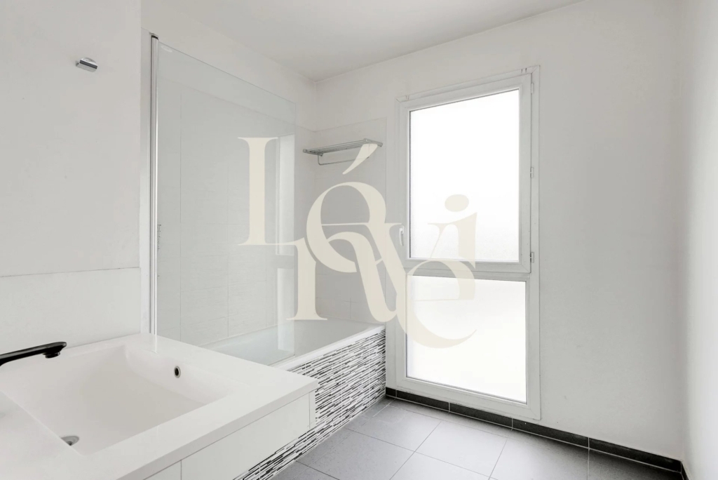 Appartement familial – 3 pièces – 68,20 m² + balcon – Ivry-sur-Seine