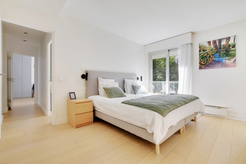 APPARTEMENT 5P 3CH 146 m2