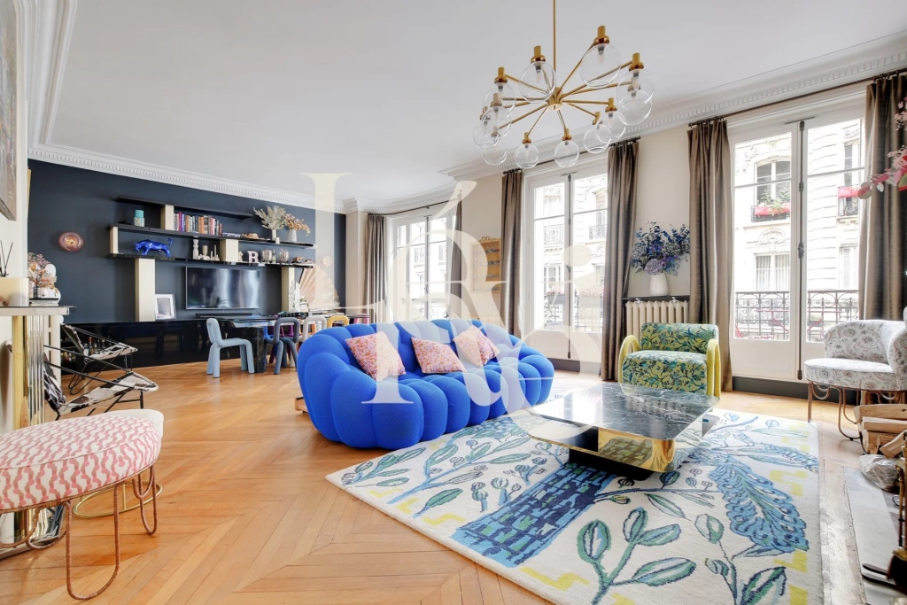 Appartement – 5 pièces – 172m2