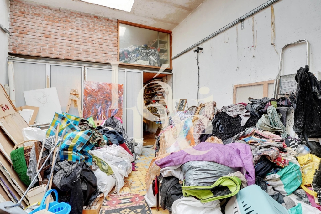 Loft atypique avec terrasse / Métro Simplon