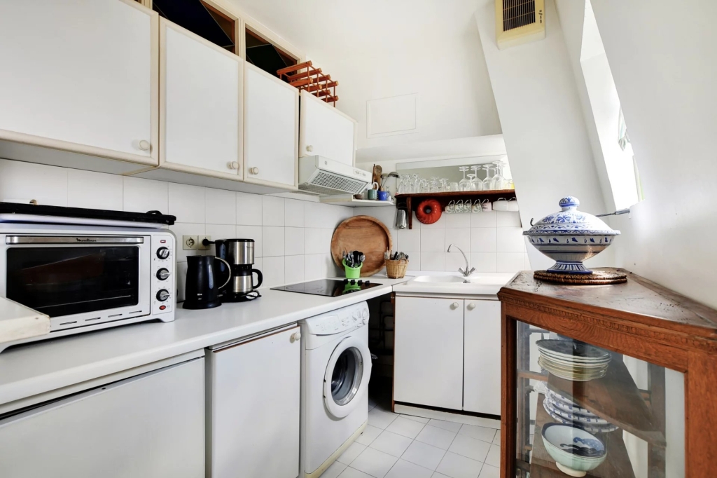 LOCATION SAISONNIÉRE – PARIS 5ÈME – 4 PERSONNES