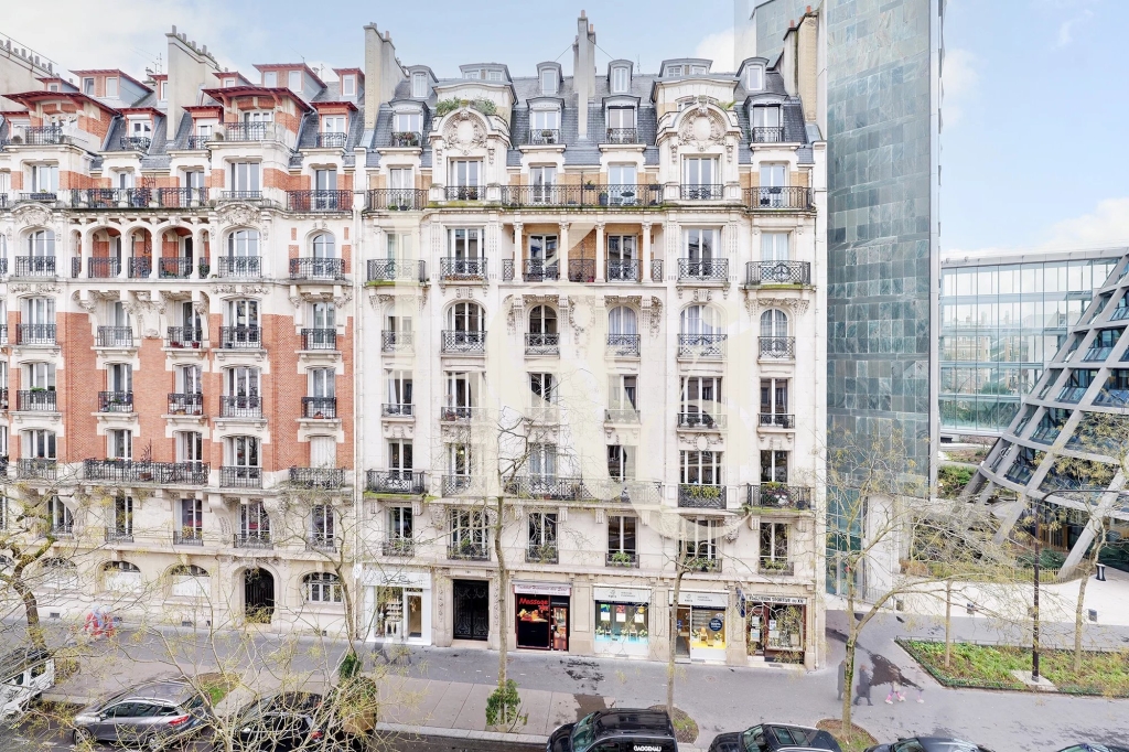 Appartement 4 pièces –  Paris 15ème