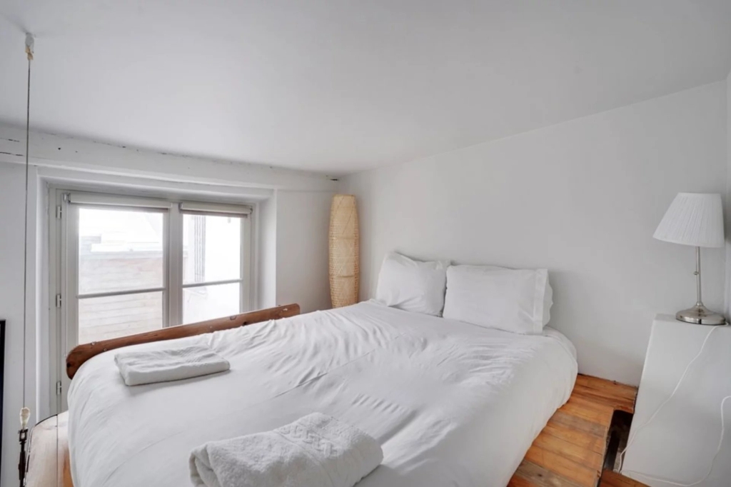 LOCATION SAISONNIÈRE – PARIS 5 – 4 PERSONNES