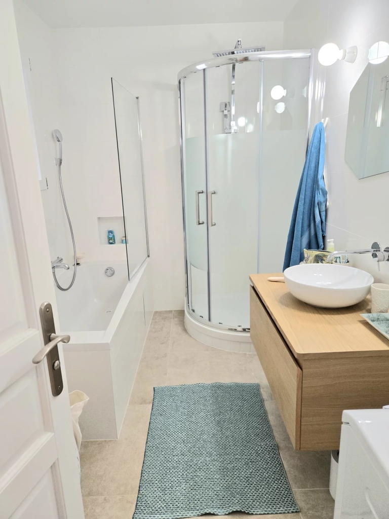 Appartement – 3 pièces – 80m² -PARIS 14 – ALESIA