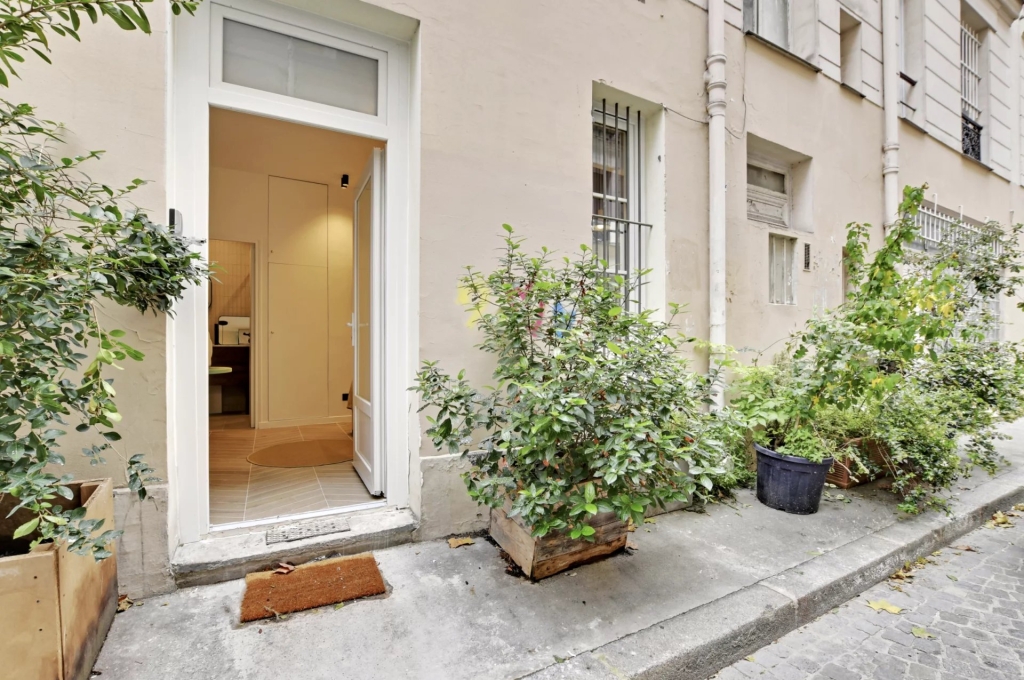 LOCATION SAISONNIÈRE – PARIS 11 – 2 personnes