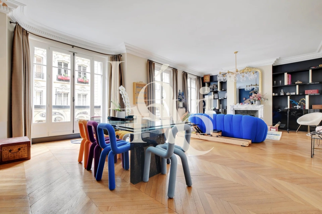 Appartement – 5 pièces – 172m2