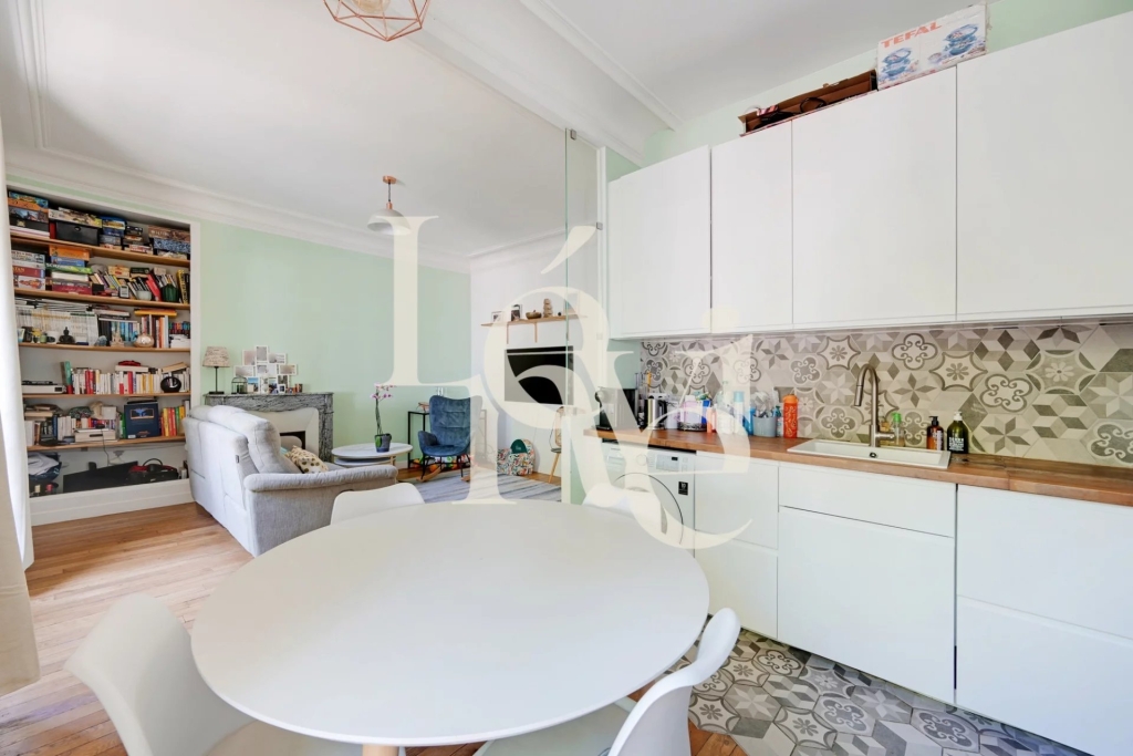 Appartement – 3 pièces – 61,55m2 / Dugommier