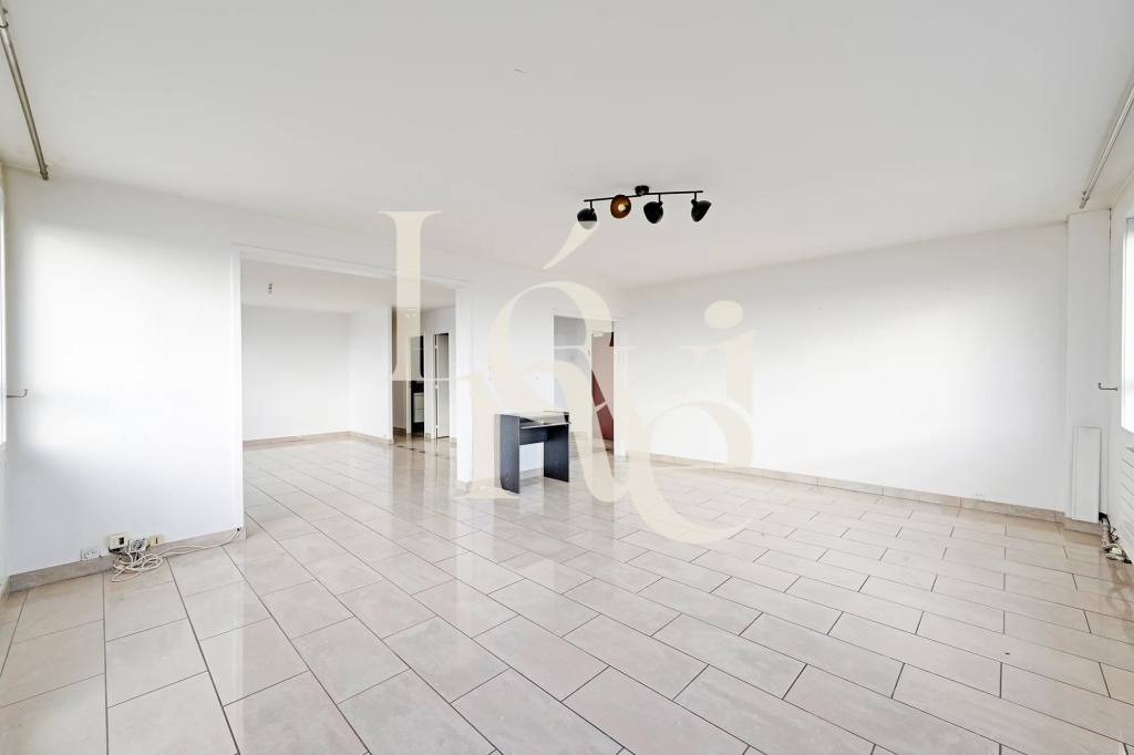 Appartement – 4 pièces – 108m2