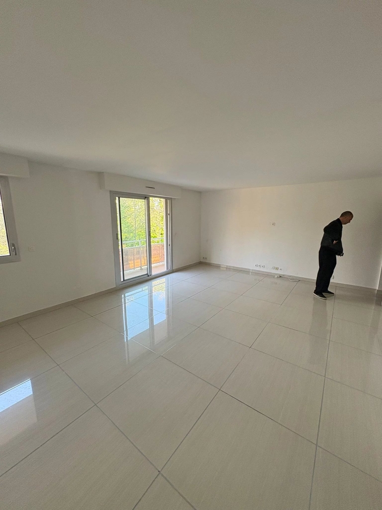 Appartement – 3 pièces – 85m2