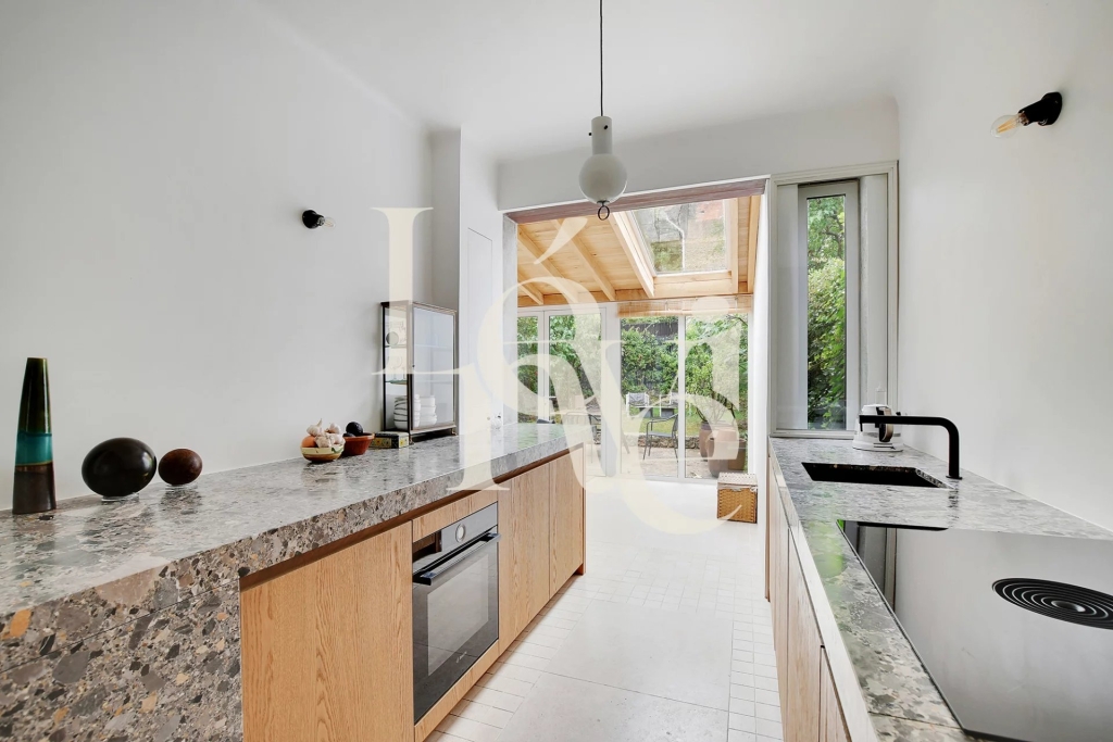 Maison d&rsquo;architecte / 4 chambres – Quartier Mouzaïa