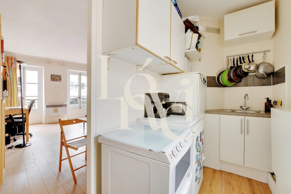 EXCLUSIVITÉ – APPARTEMENT DERNIER ETAGE – STUDIO – 27m² –