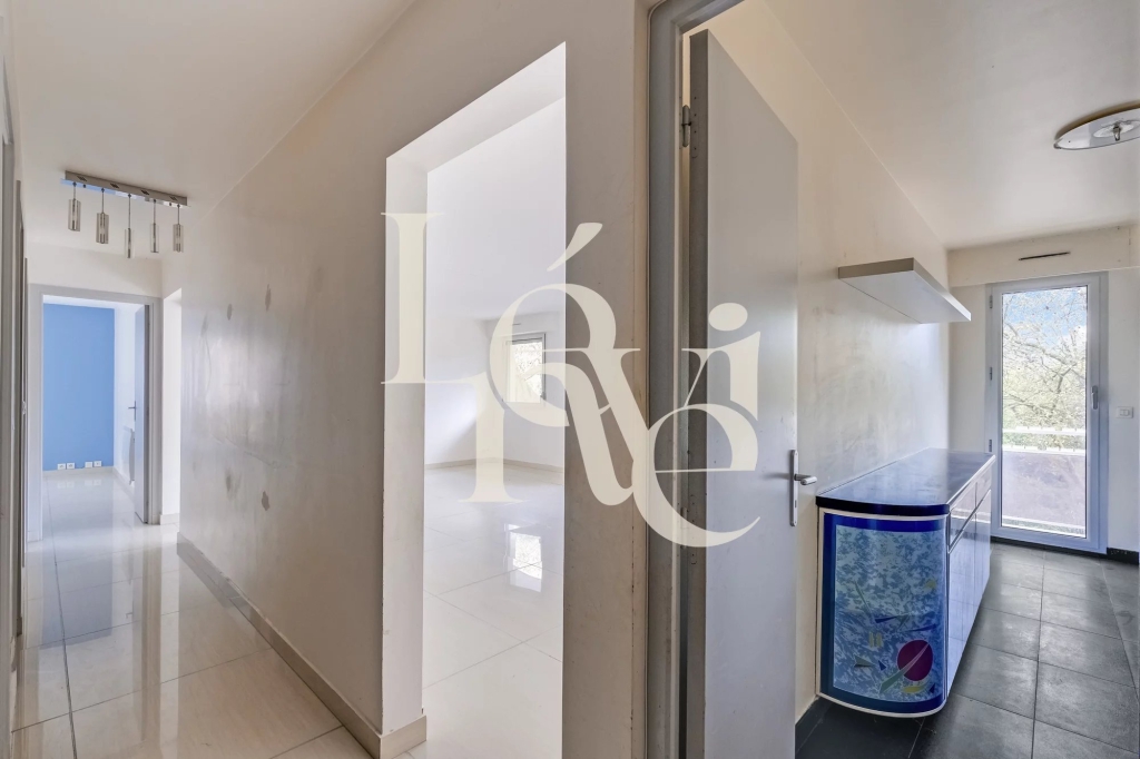 Appartement – 3 pièces – 85m2