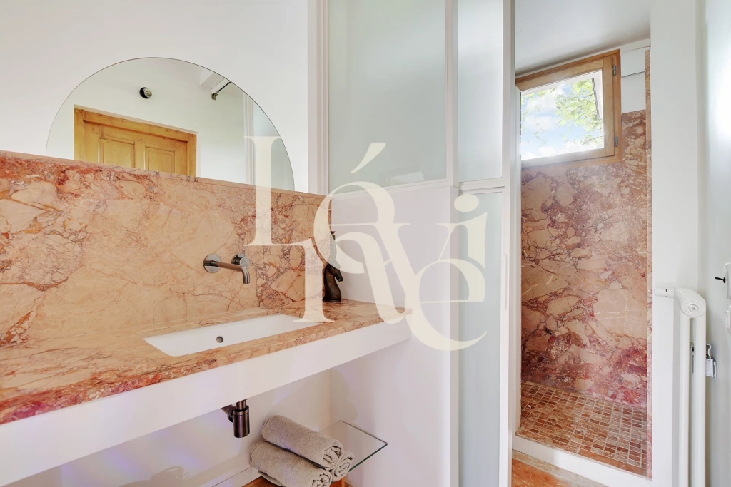 Maison d&rsquo;architecte / 4 chambres – Quartier Mouzaïa