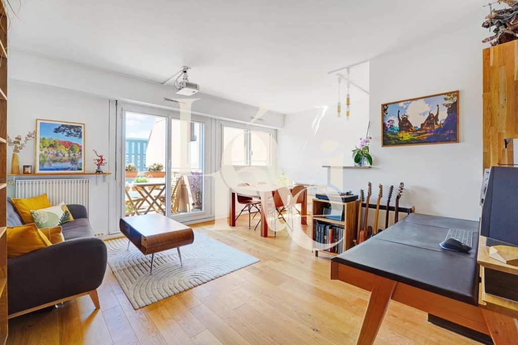 Appartement avec 2 balcons et parking – 2 pièces – 75013 Paris