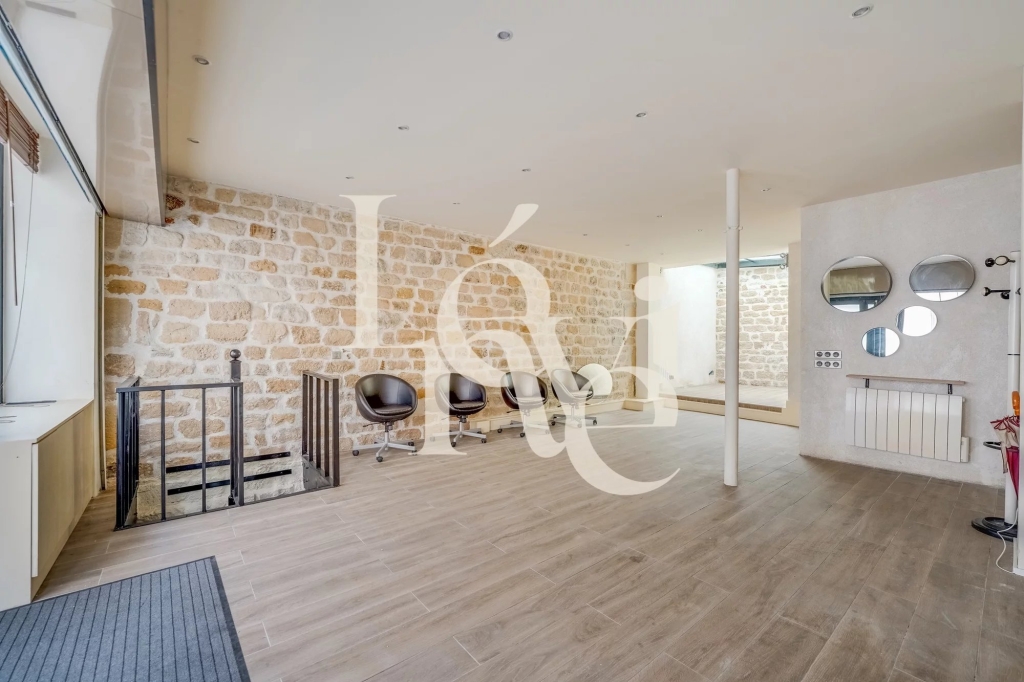 BOUTIQUE – 46m2 – Paris 12