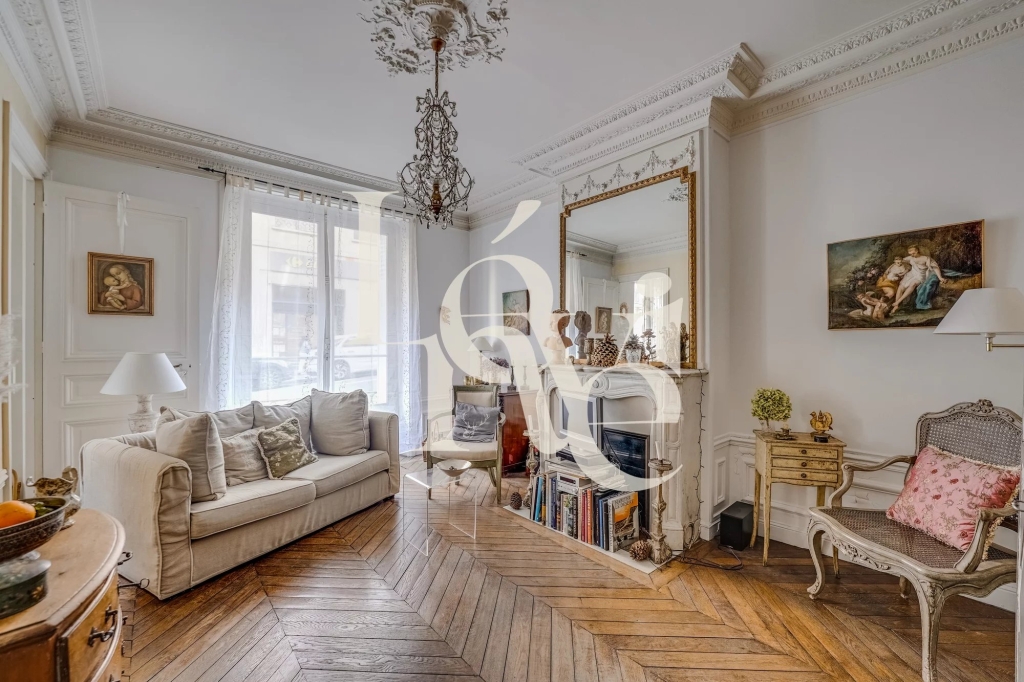 Appartement 4 pièces – Place Monge