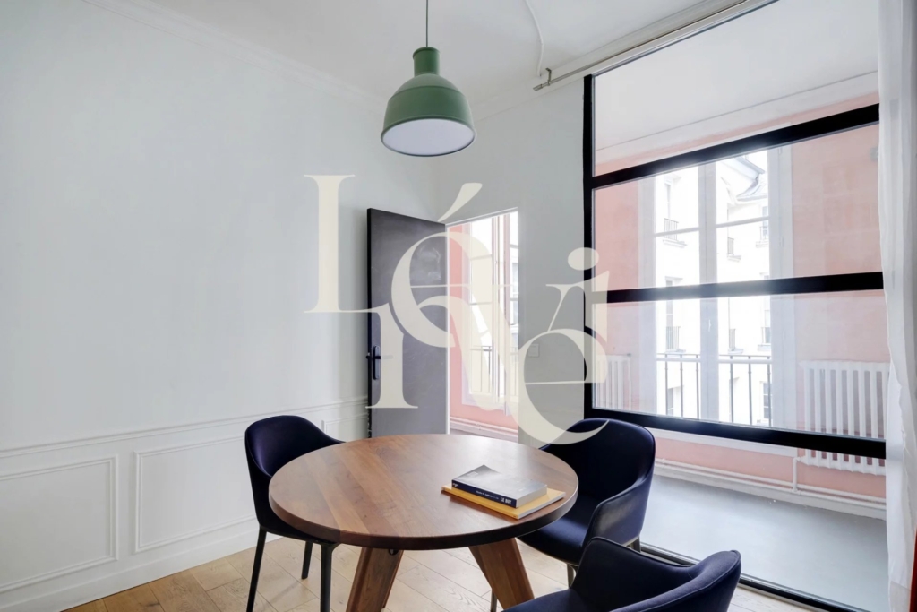 Bureau  – 254m2 / Republique