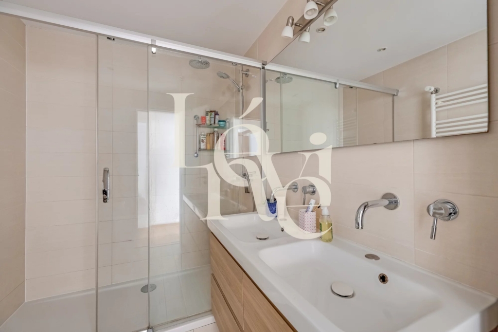 Appartement – 5 pièces – 108m2