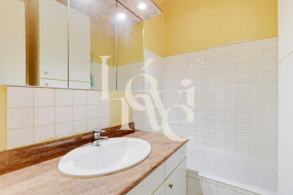 APPARTEMENT – 2 PIÈCES – 63M2