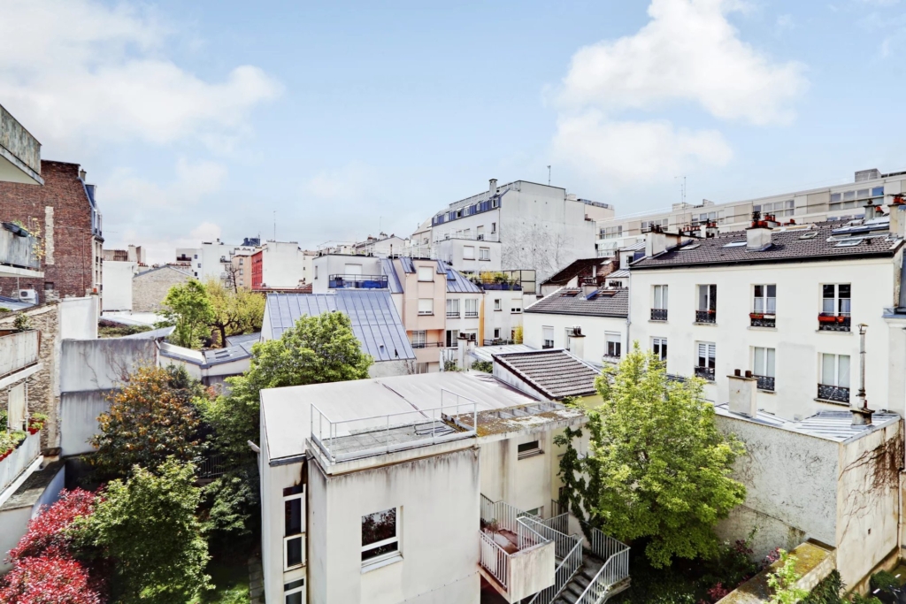 Deux pièces refait à neuf – 46m2 / Village Jeanne d&rsquo;Arc