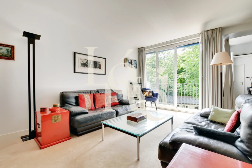 Appartement familial – 108m2 + balcon / Val de Grace