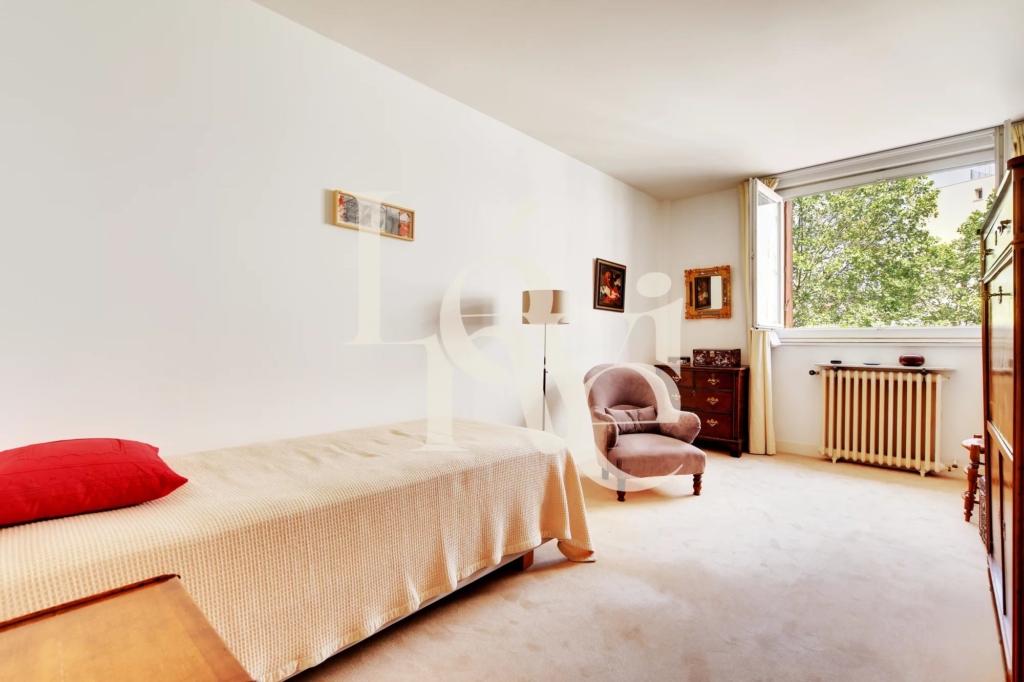 Appartement familial – 108m2 + balcon / Val de Grace