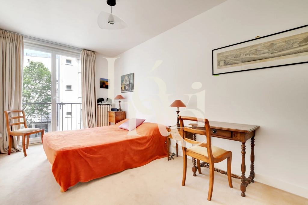 Appartement familial – 108m2 + balcon / Val de Grace