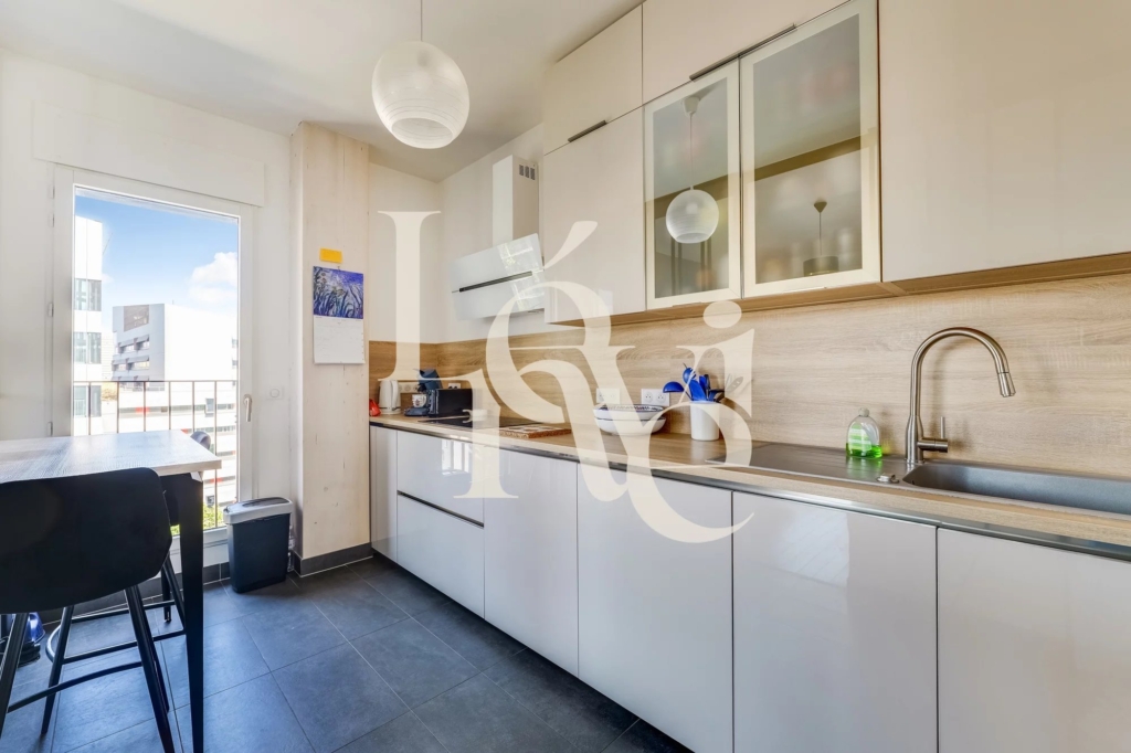 Appartement avec terrasse – 4 pièces – 95m2