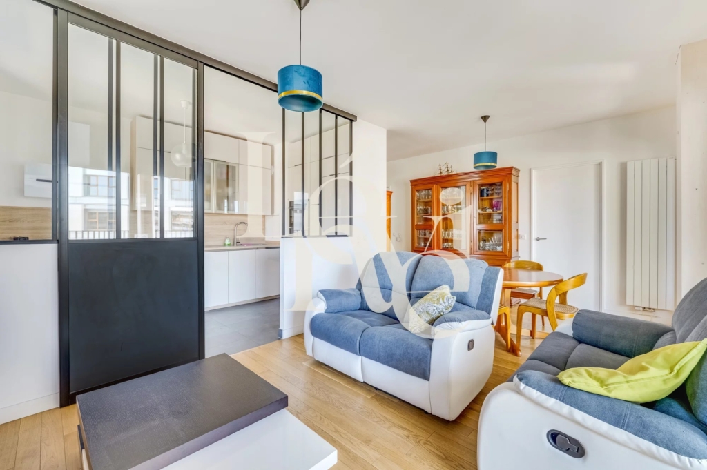 Appartement avec terrasse – 4 pièces – 95m2