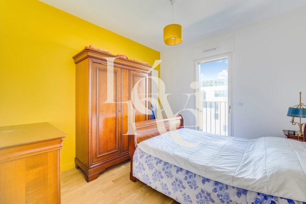Appartement avec terrasse – 4 pièces – 95m2