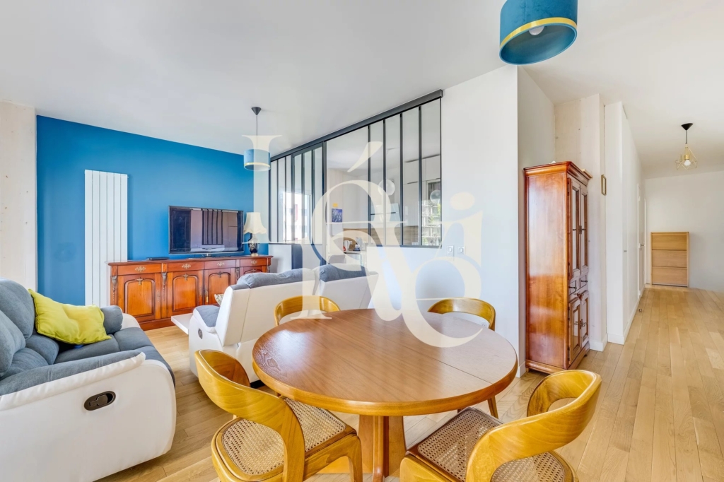 Appartement avec terrasse – 4 pièces – 95m2