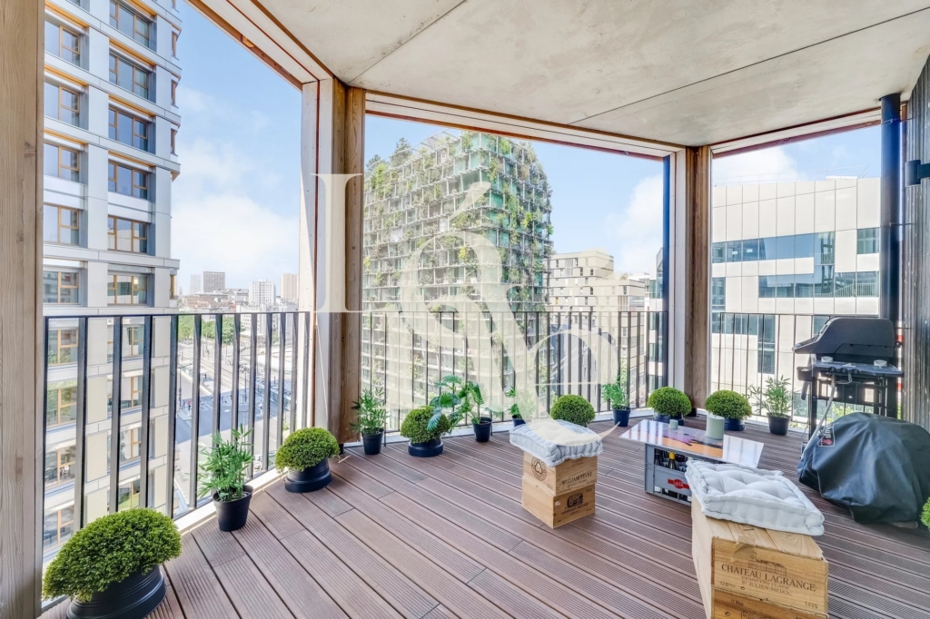 Appartement avec terrasse – 4 pièces – 95m2