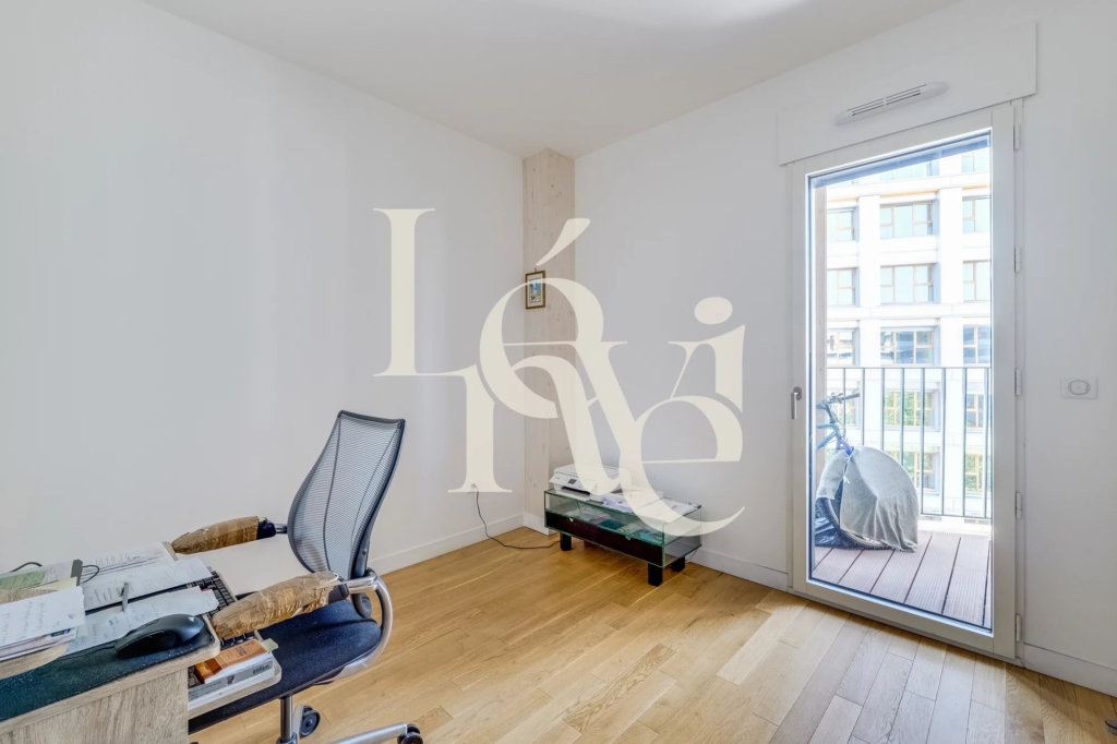 Appartement avec terrasse – 4 pièces – 95m2