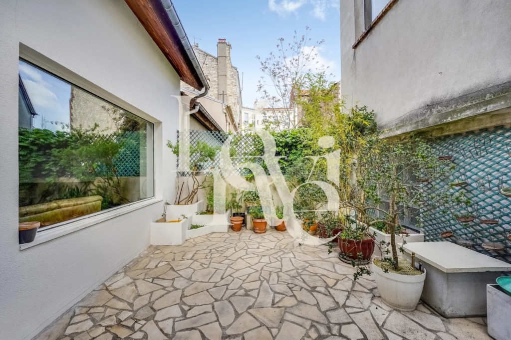 Maison de ville spacieuse de 176 m² aux Lilas
