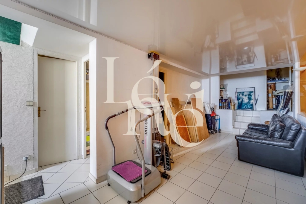 Maison de ville spacieuse de 176 m² aux Lilas