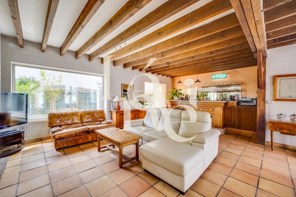 Maison de ville spacieuse de 176 m² aux Lilas