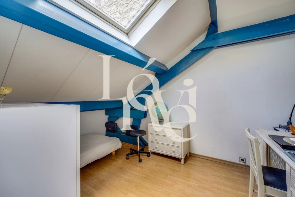 Maison de ville spacieuse de 176 m² aux Lilas