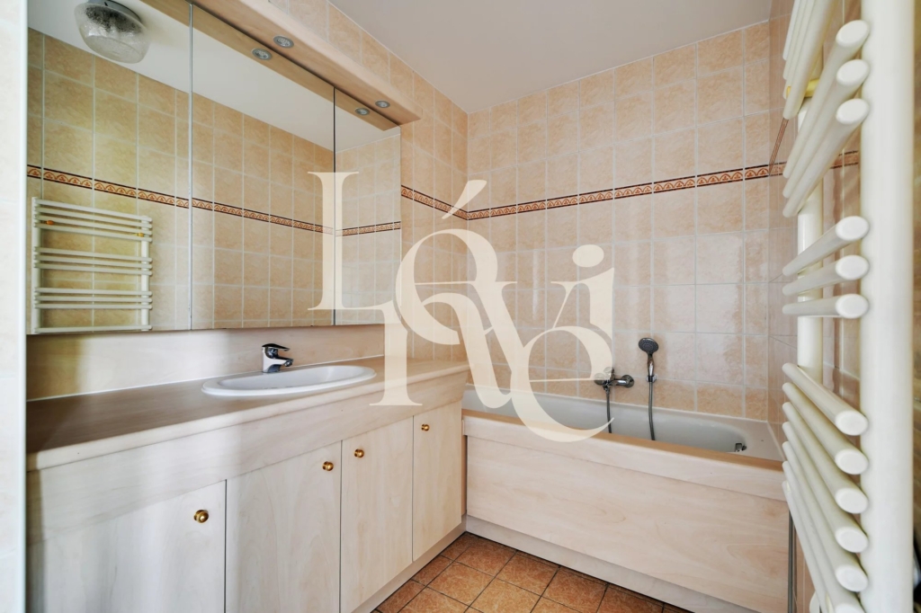 Appartement – 4 pièces – 100 m²
