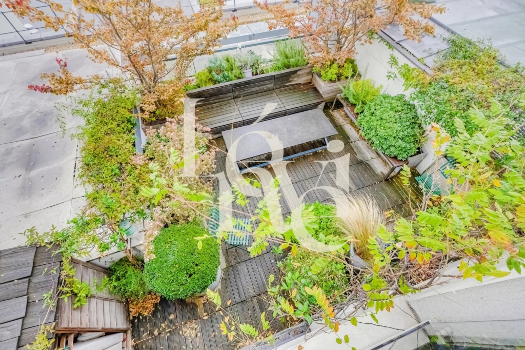 APPARTEMENT – 5 PIECES – 126 m2 – 22m² de TERRASSE